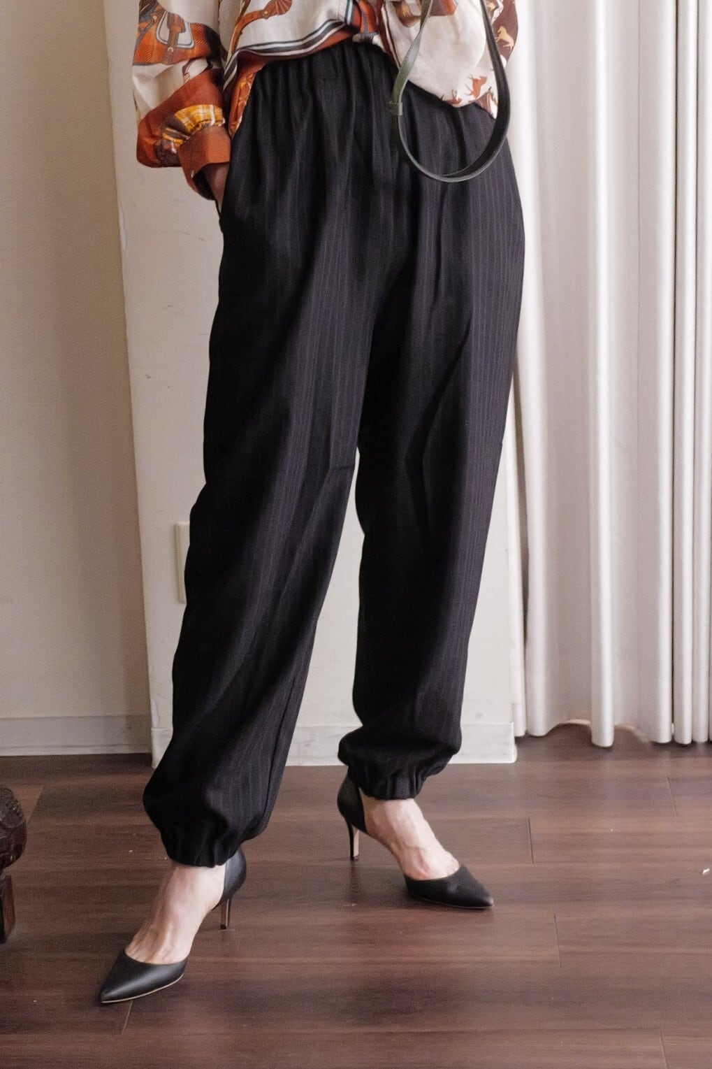 IKITSUKE stripe jogger pants black