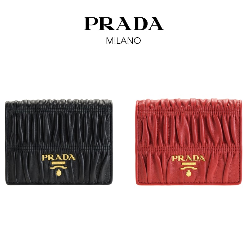 PRADA 二つ折り　コンパクト財布　正規品