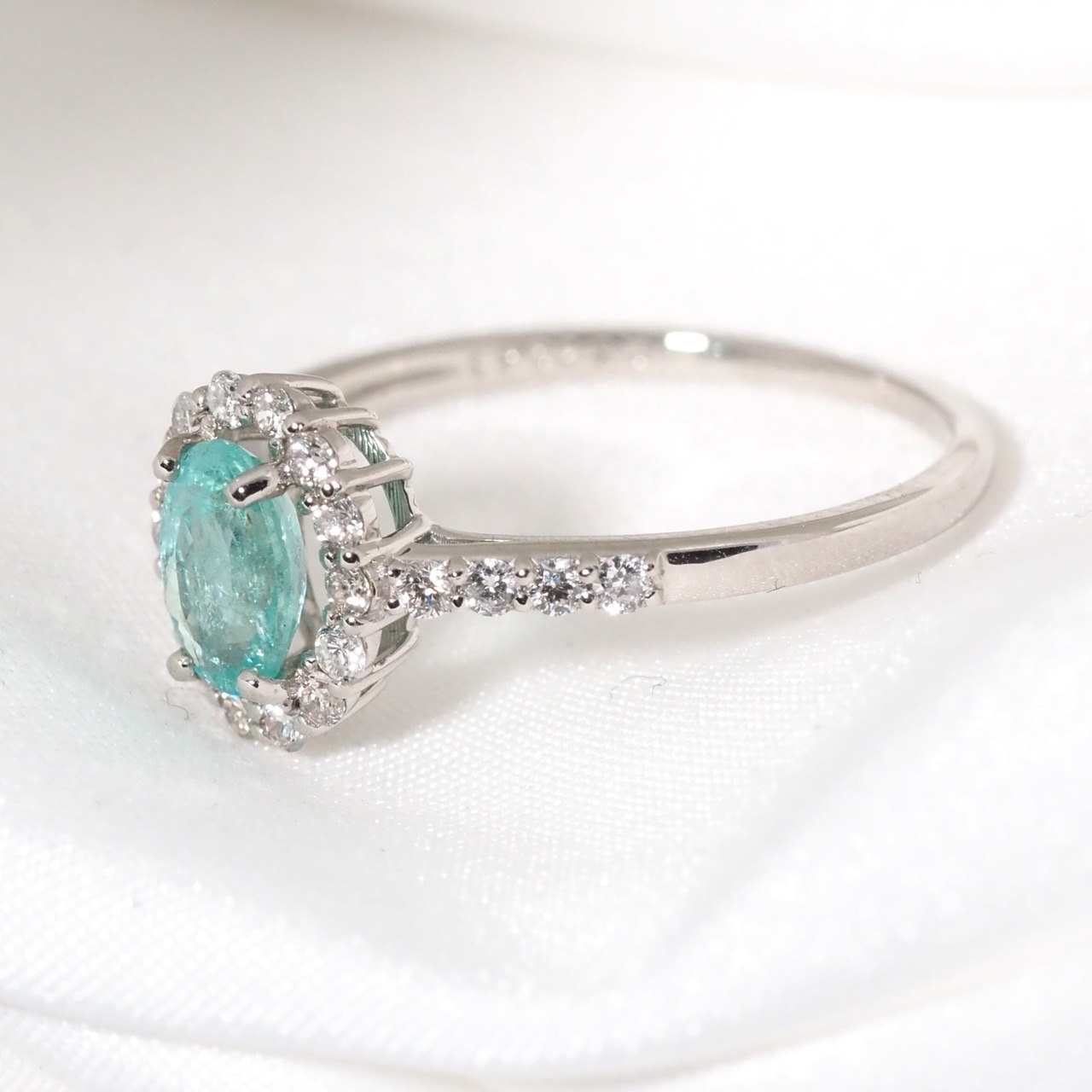 パライバトルマリン ブラジル産 リング 0.57ct D0.28ct pt900