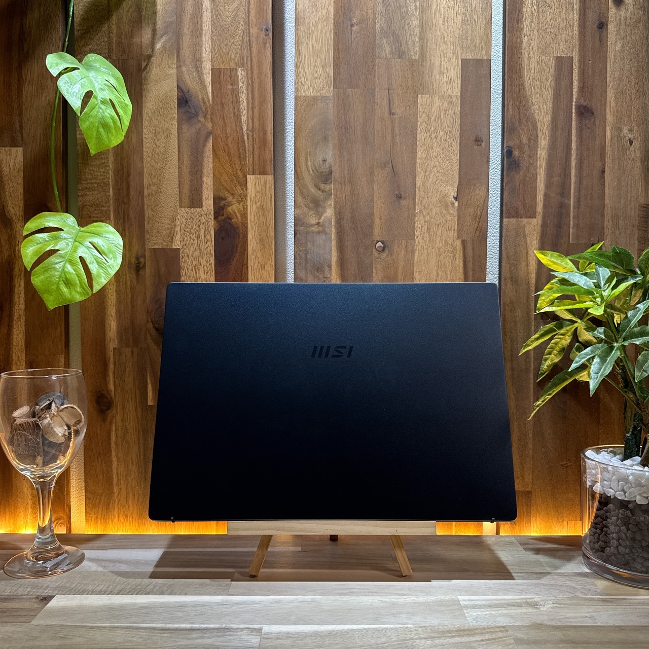 \ 公式ショップ限定価格❣️/ 準美品《ハイスペック》MSI Modern 14 最高峰i7 第11世代 メモリ16GB SSD512GB ノートパソコン 安心サポート&3ヶ月保証付き