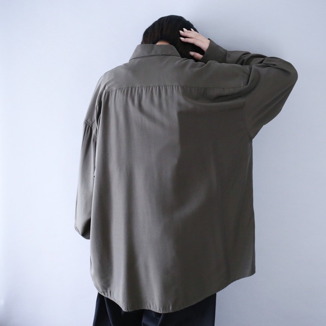 "刺繍" collar and fry-front minimal mode design loose shirt