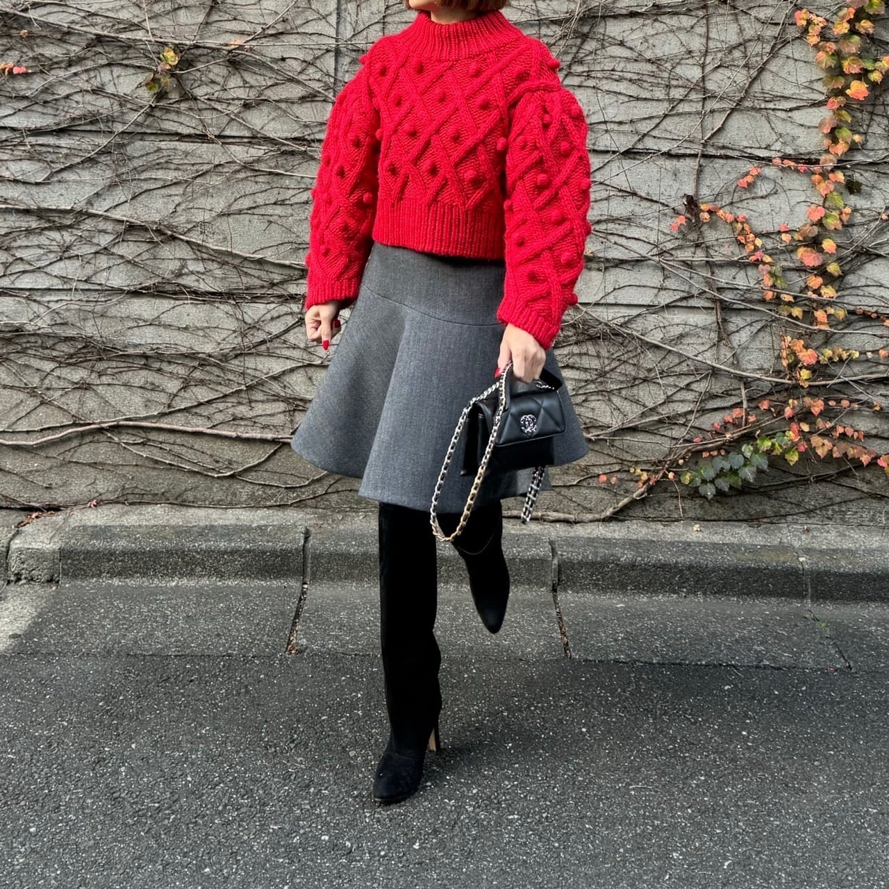 手編みポンポンタートルニット Maxim レッド | Cygne 