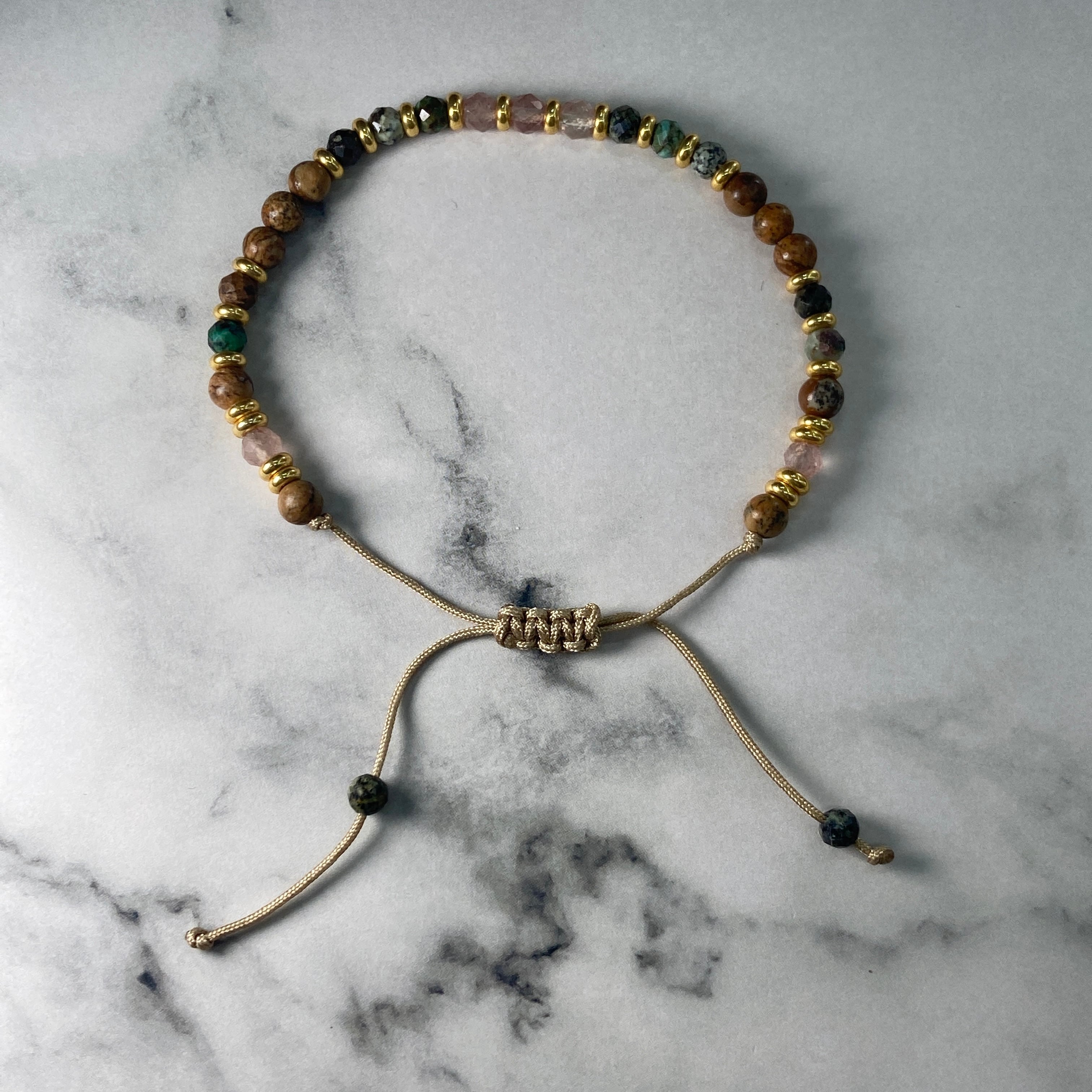 赤い糸伝説/運命の赤い糸を引き寄せるパワーストーンストラップ 残2※ 彼が