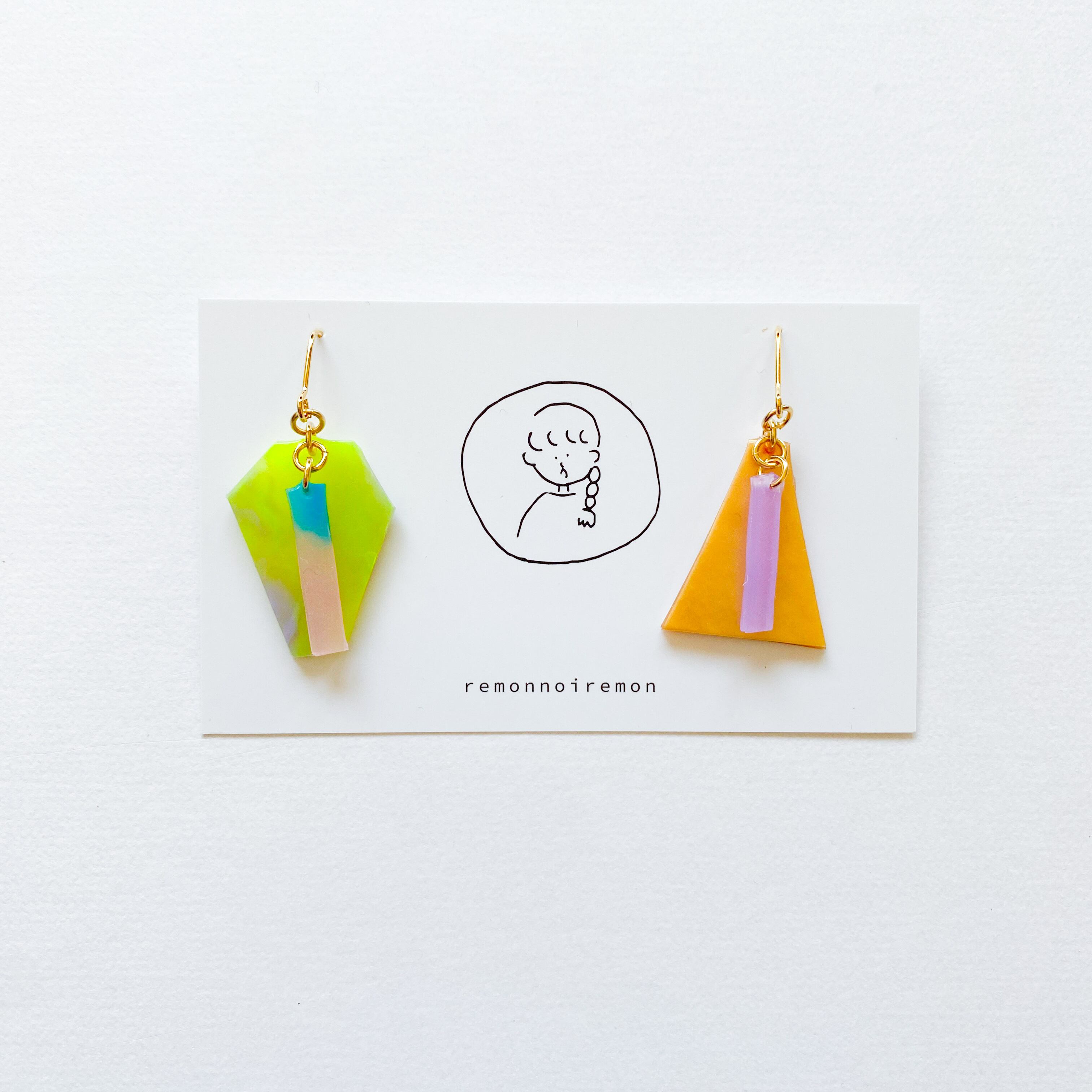 カケラピアス/イヤリング