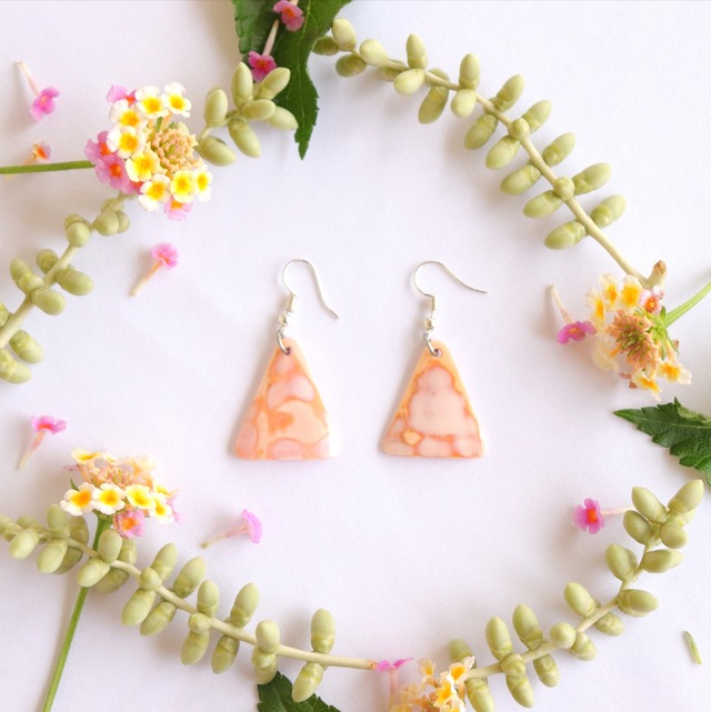 OCEAN TREASURE ピアス Pink Triangle