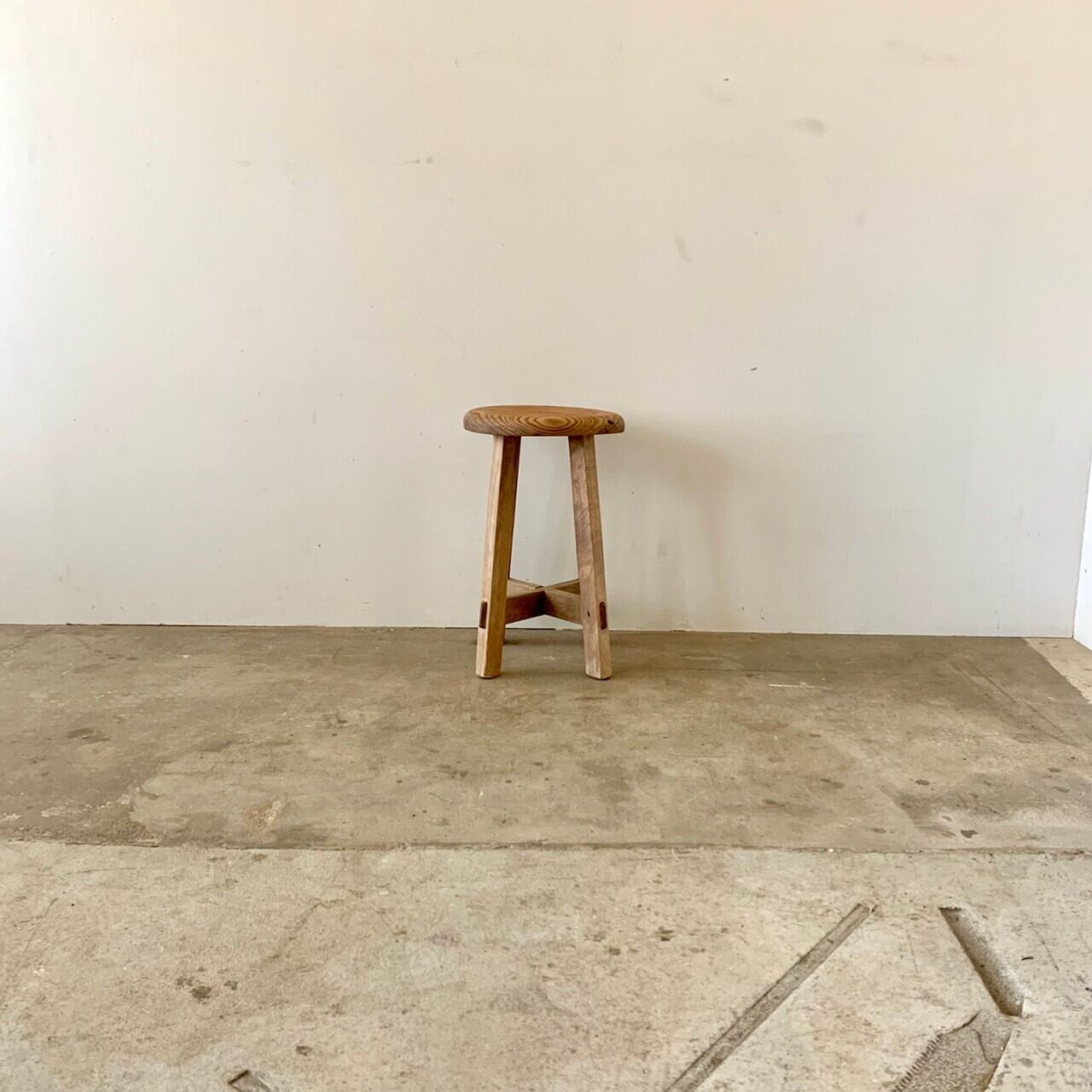 丸椅子 木のスツール　古家具　no.414