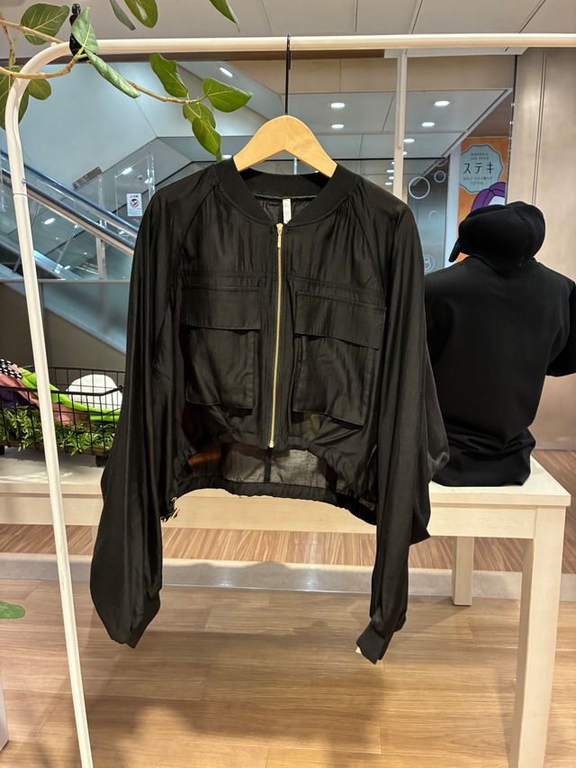 シアーショートドルマンブルゾン［Color:ブラック］通常価格￥16,500→特別価格￥12,100