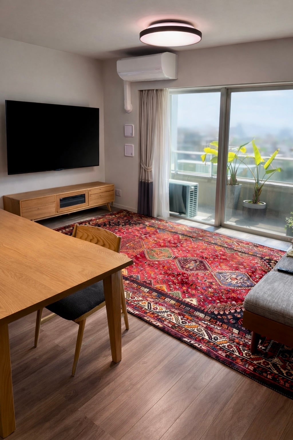 ダイニング | ギャッベ先輩の店 gabbeh.life