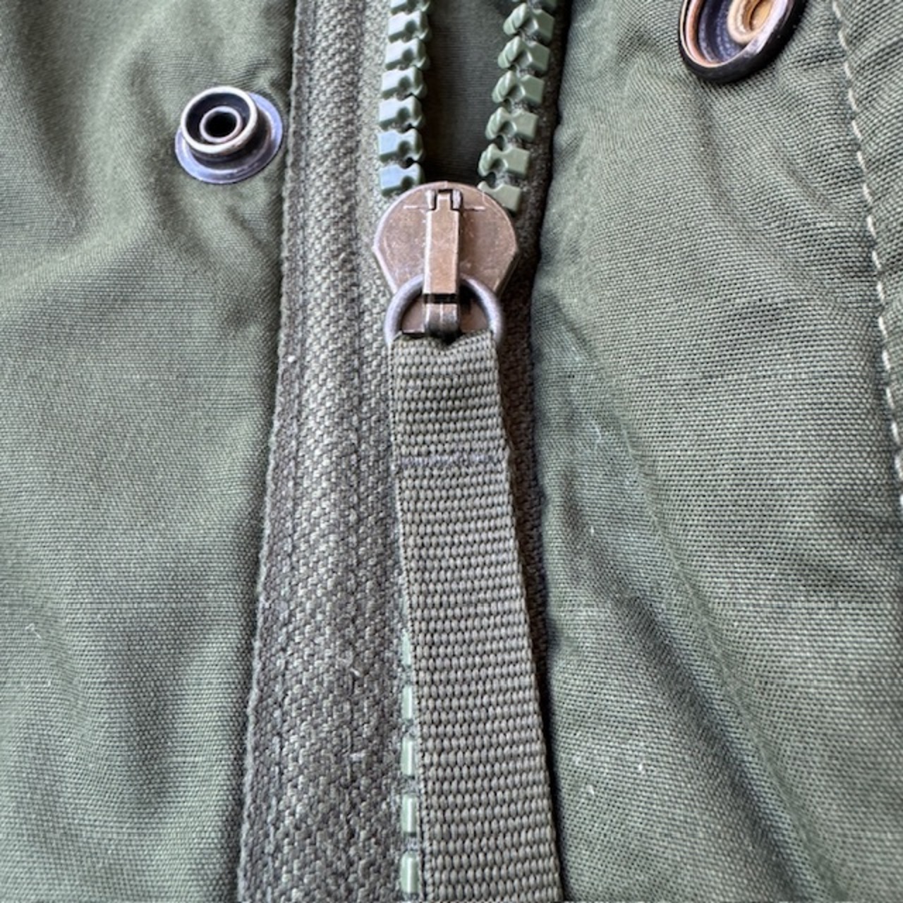 スウェーデン軍 M90 フィールドジャケット 180/75 画像18