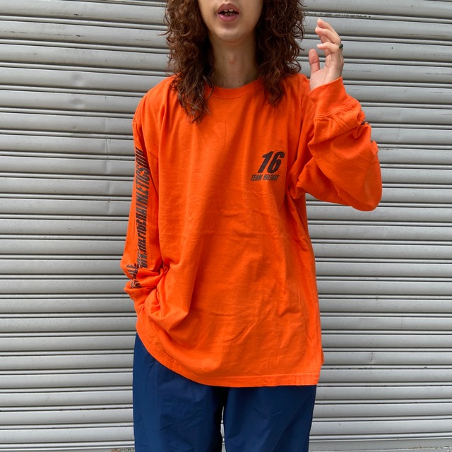 『送料無料』90s Tommy hilfiger 袖プリント長袖Tシャツ　オレンジ