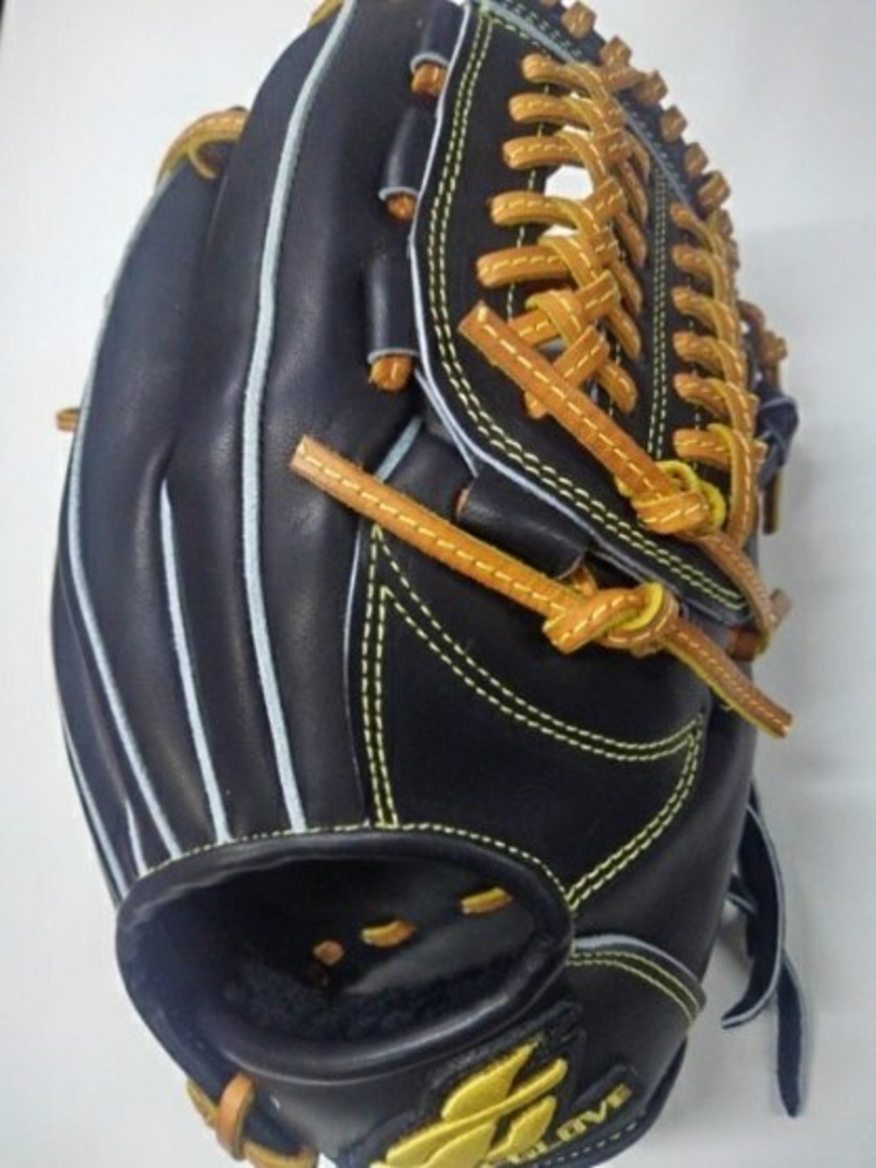 SALE価格でご奉仕！JUNKEI-GLOVE（ジュンケイグラブ）硬式ユースモデル 