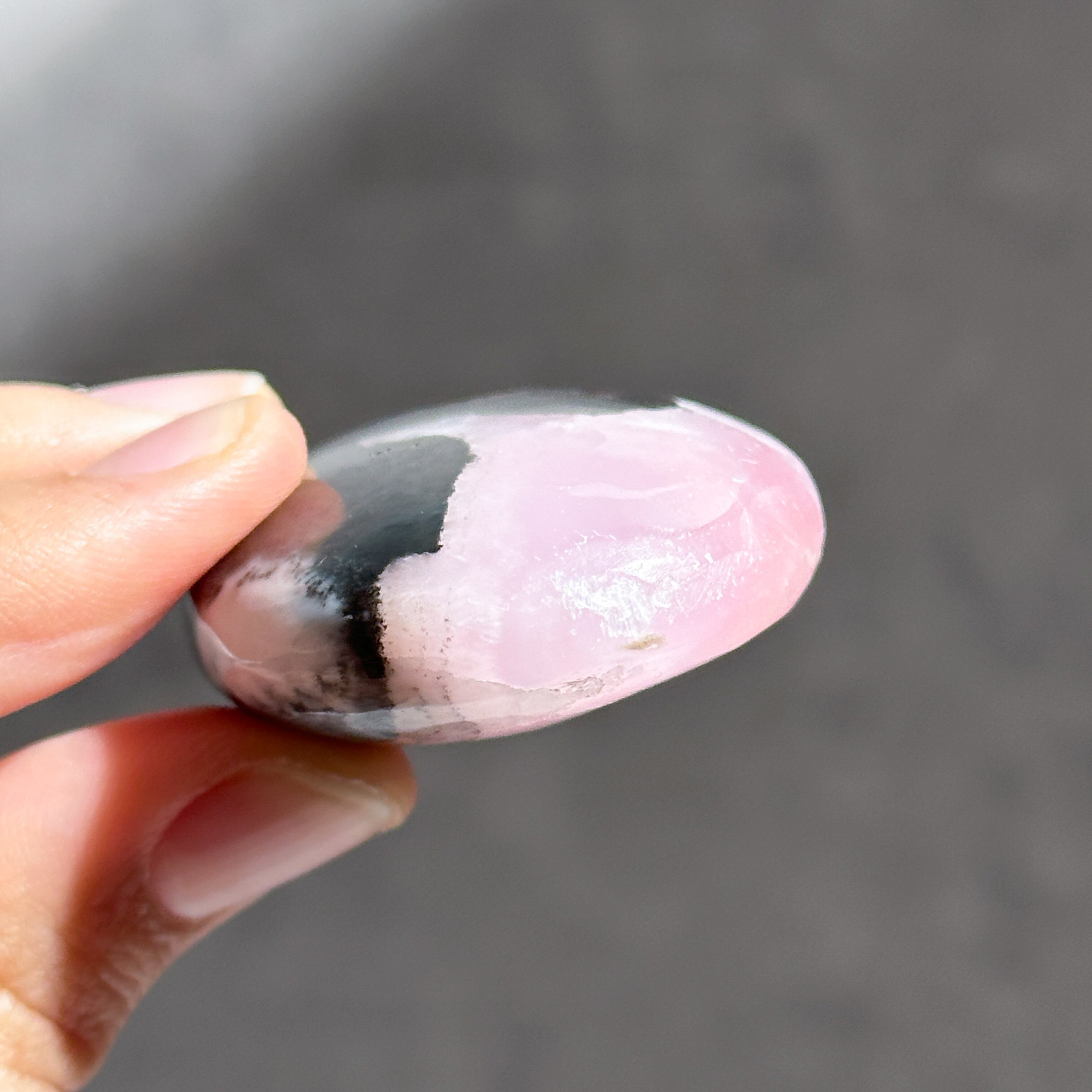 ピンクアラゴナイト パームストーン 72◇Pink Aragonite Palm Stone