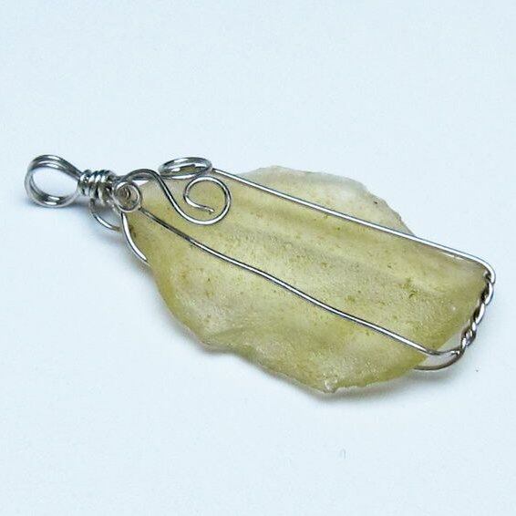 リビアングラス ペンダント 一点物 メール便可 112-13842