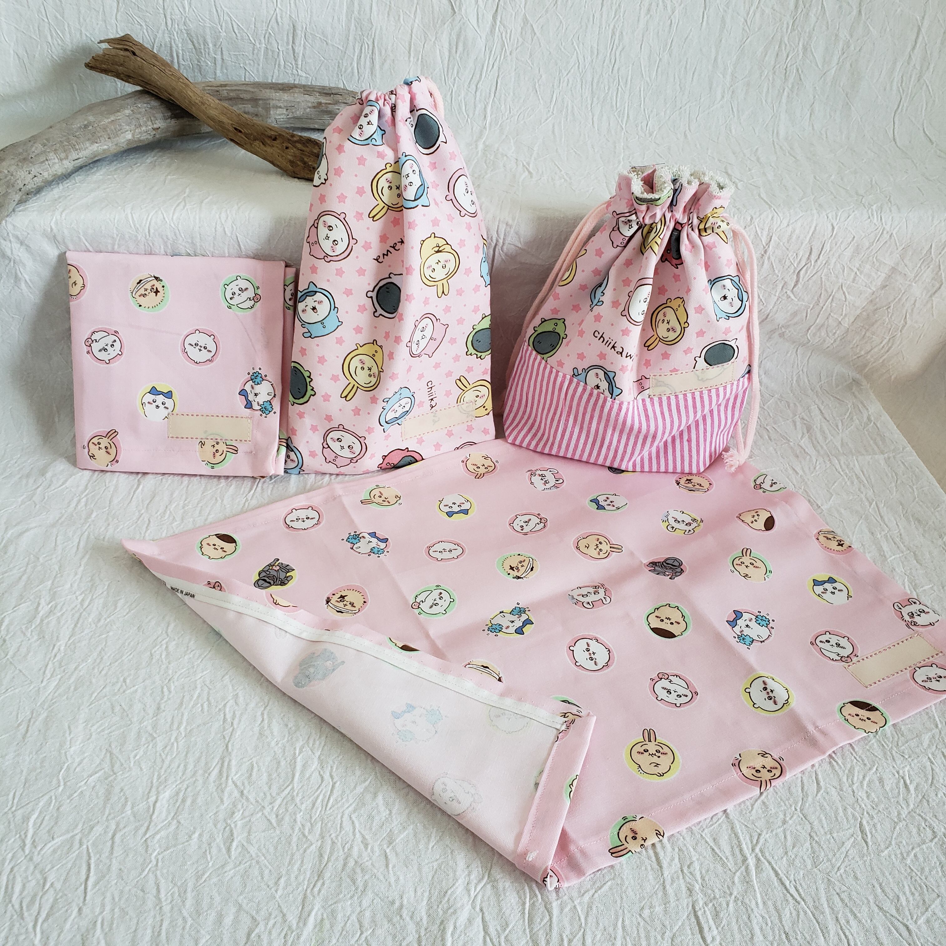 いちご 柄◇オーダー◇ ランチョンマット 巾着袋 給食袋 コップ袋  