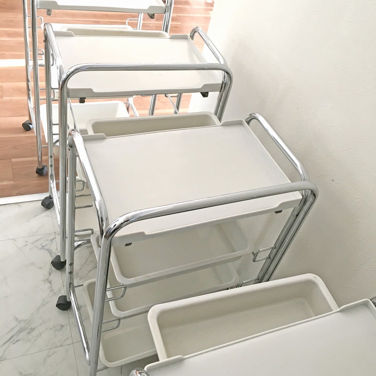 サロンワゴン4台セット・美容室・美容院・ヘアサロン・No.221023-10