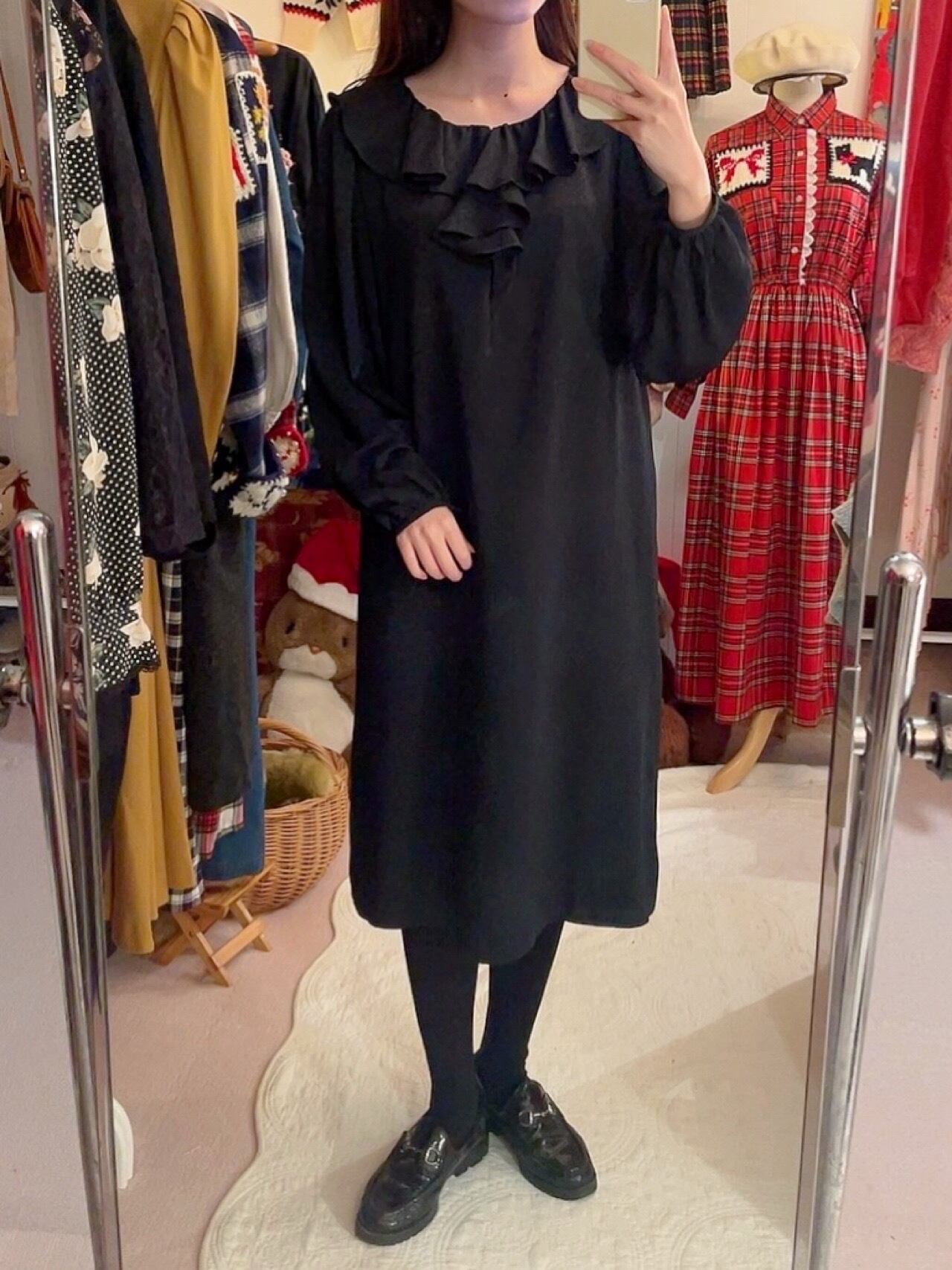 black frill collar flare one-piece