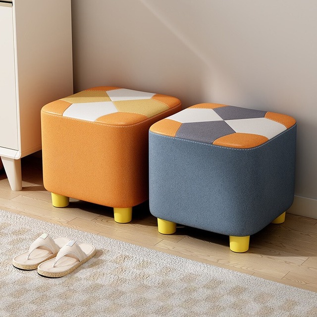 スツール コンパクト キューブ型 快適 ポップ モダン おしゃれ かわいい インテリア 北欧 オットマン チェア 椅子 いす イス  積み重ね スタッキング 可能 白 オレンジ ブルー ブラウン