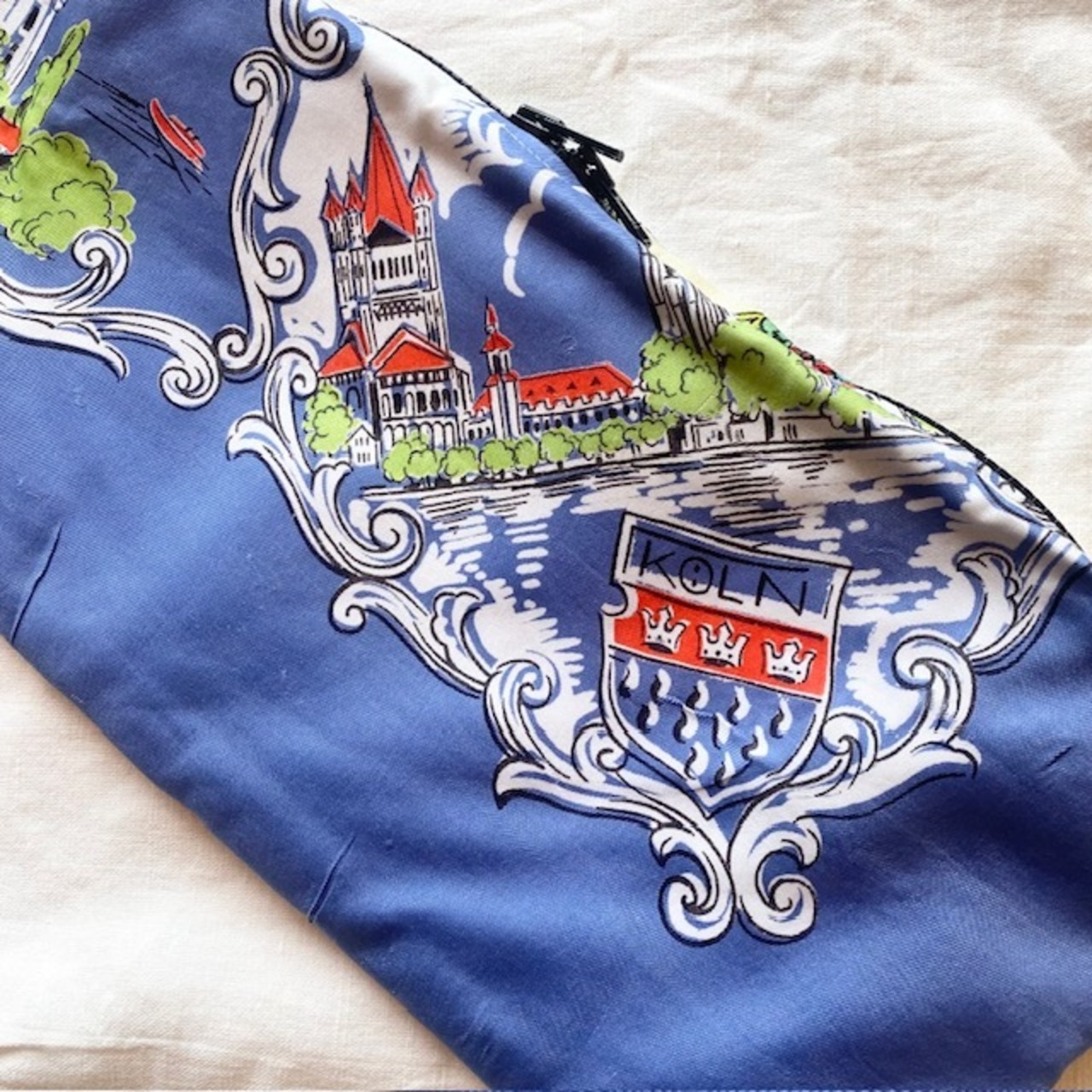 yes!yes!非非：souvenir sacoche
