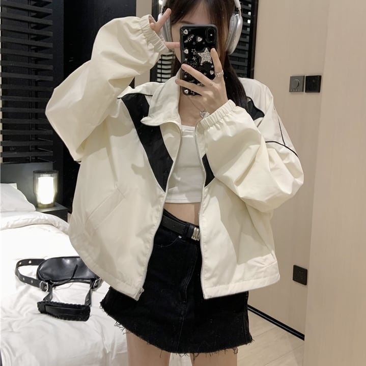 アウター レディース マウンテン ジャンパー S M L XL 2XL 3XL 4XL 大きいサイズ ベージュ ブラック 長袖 ナイロン バイカラー ライン 切り替え ジップ ライン ブルゾン ジャケット ドロップショルダー 羽織り ファスナー ポケット オーバーサイズ ビッグシルエット ゆったり ルーズ 体型カバー シンプル カジュアル メンズライク キュート 大人可愛い おしゃれ 普段使い デート お出かけ 女子会 休日 旅行 通勤 通学 着まわし ファッション コーデ スタイル 春 秋 送料無料