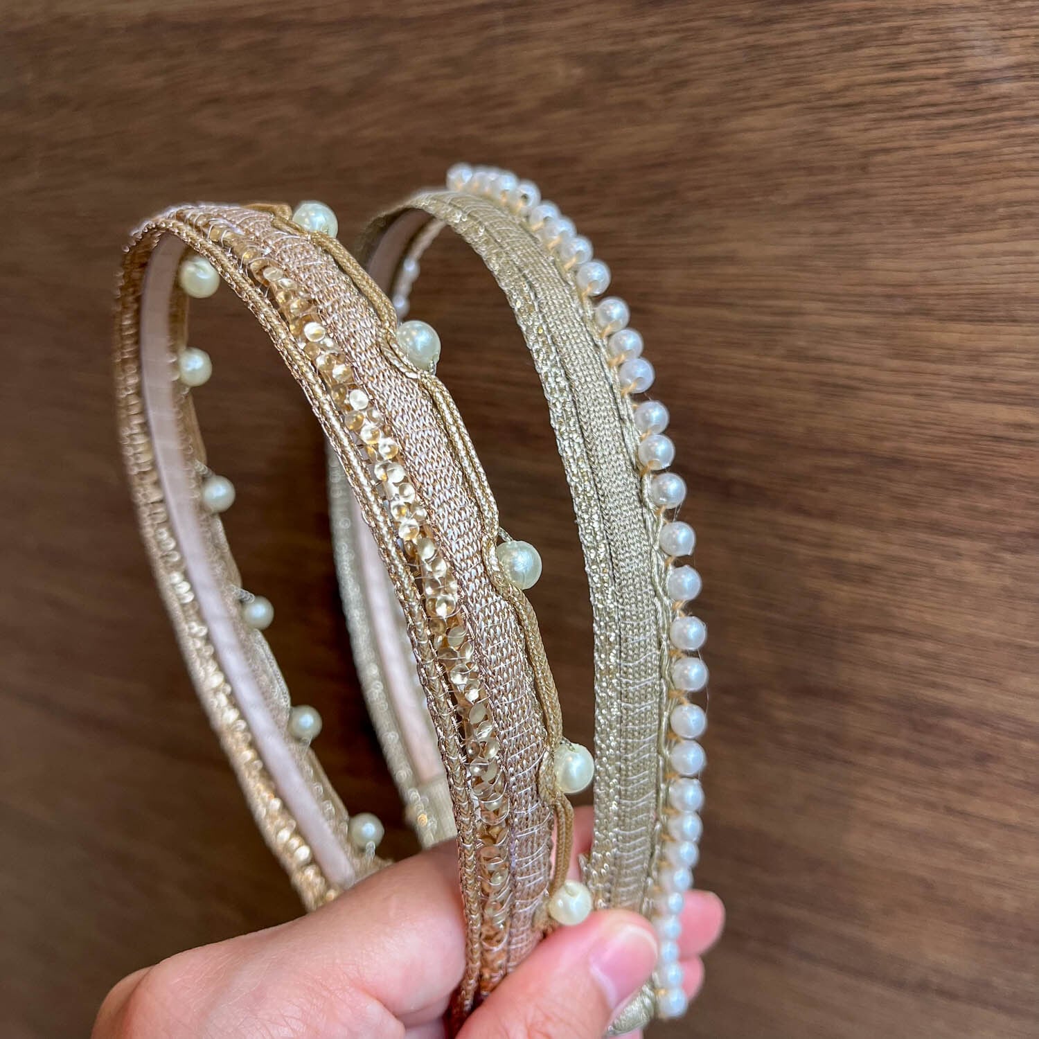 パールビーズ付きブレードリボンのカチューシャ | Dua-アクセサリー