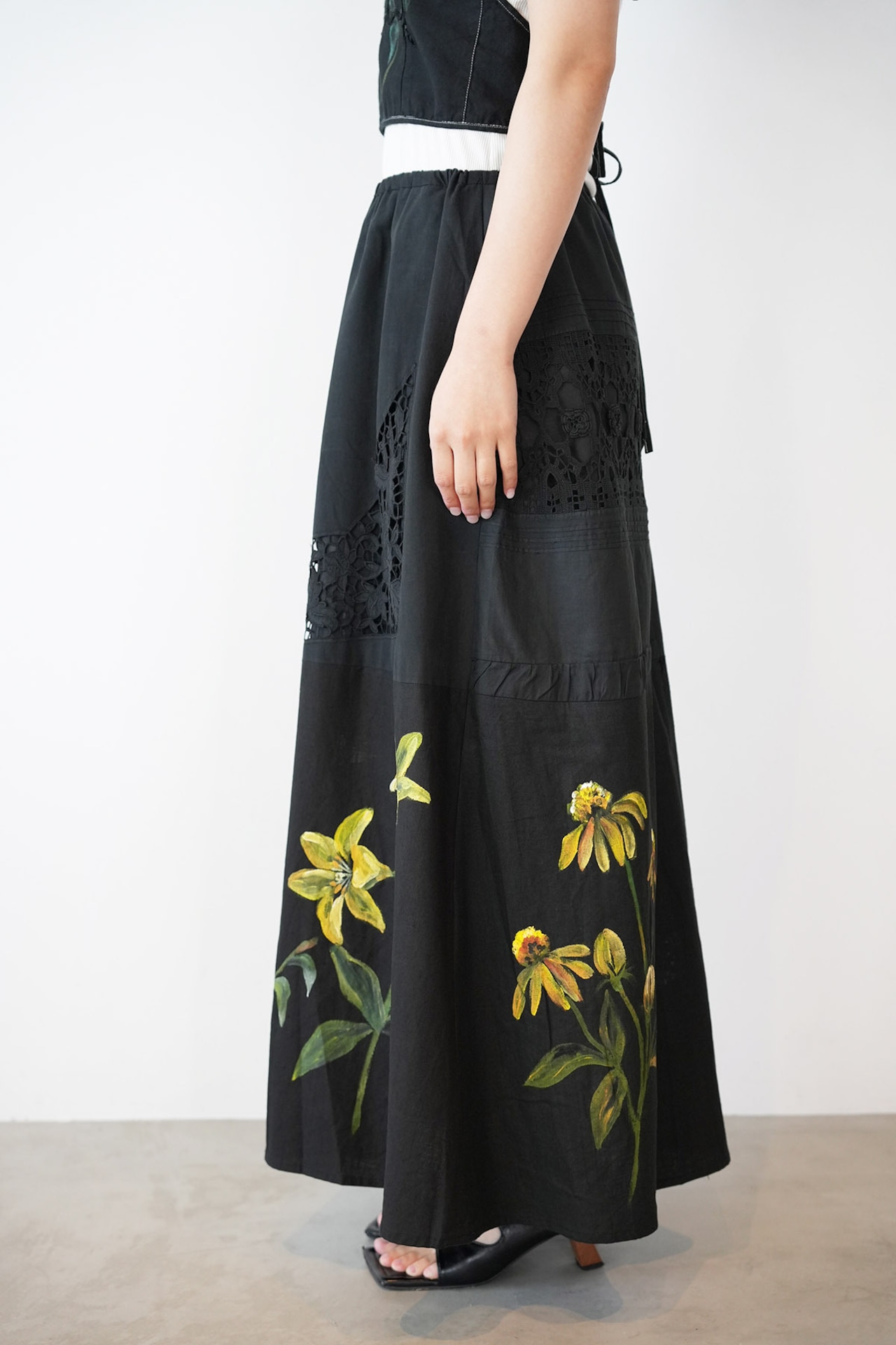 vintage lace skirt cherry