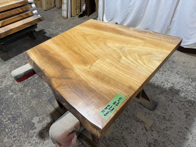 クス9873　楠　一枚板無垢材　920x970-780x57mm ダイニングテーブル 　ローテーブル　センターテーブル　天板　樟　くすのき