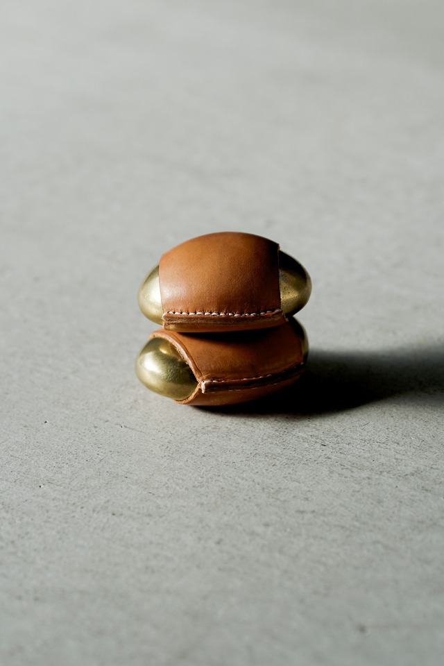 haec / Paper weight stone -Leather- 001-3