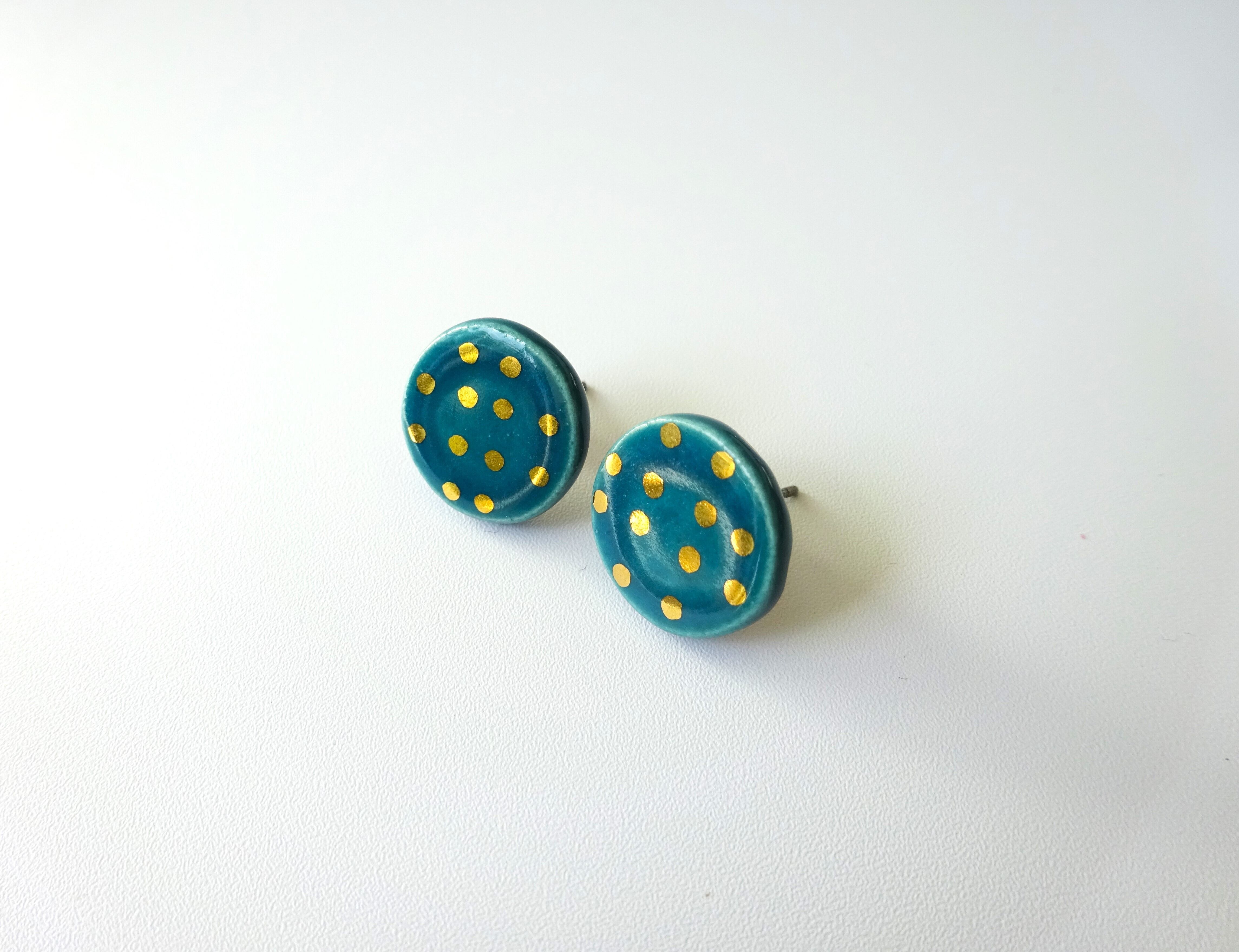 金彩dot round pierce／earring（深緑）