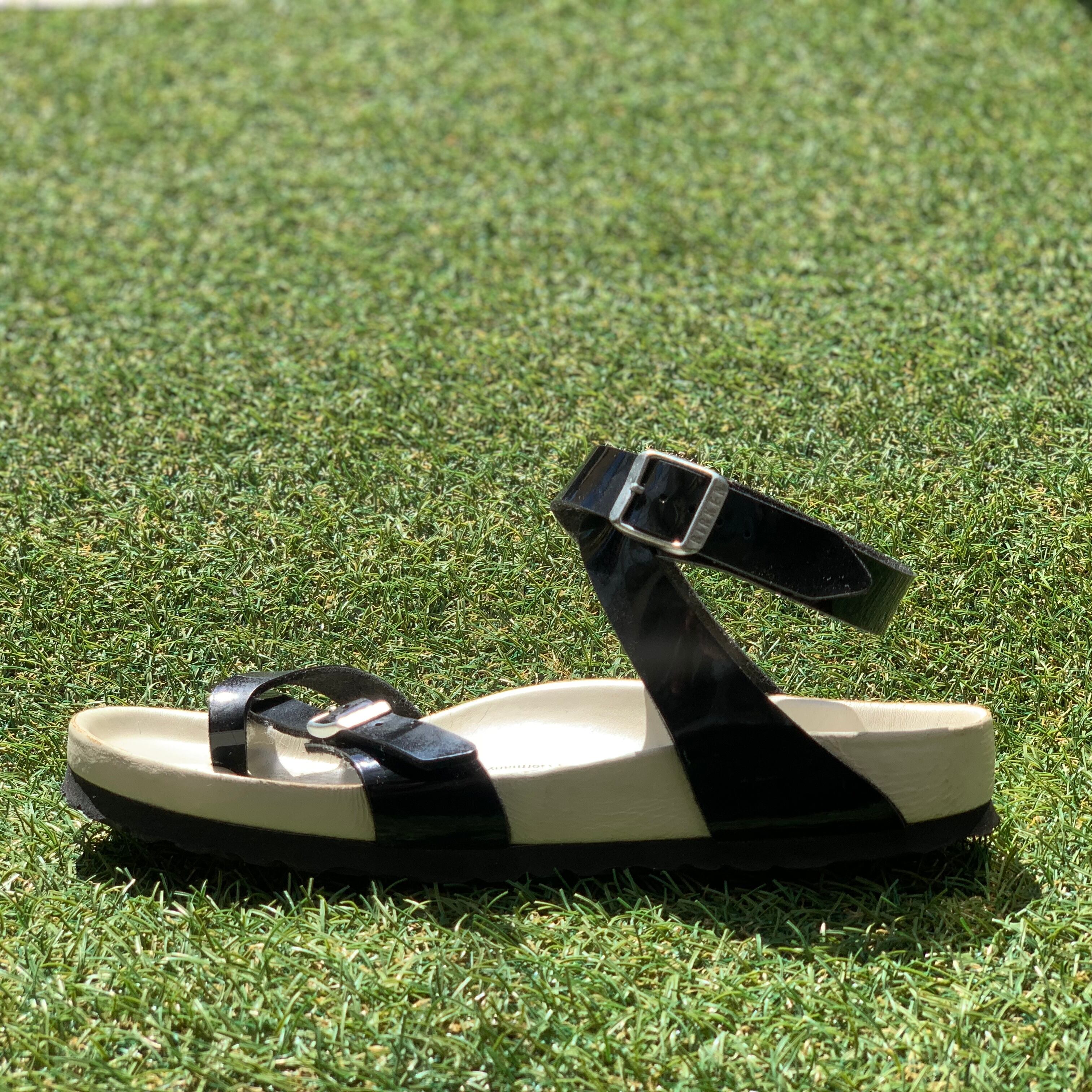 BIRKENSTOCK YARA ビルケンシュトック ヤラ F222