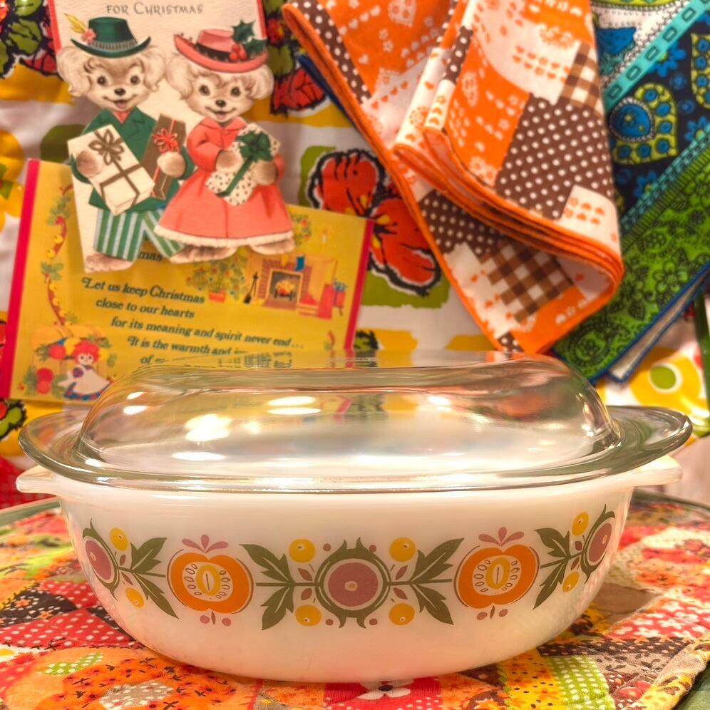 OLD PYREX friendship casserole ovenware | KusuKusuDaisy