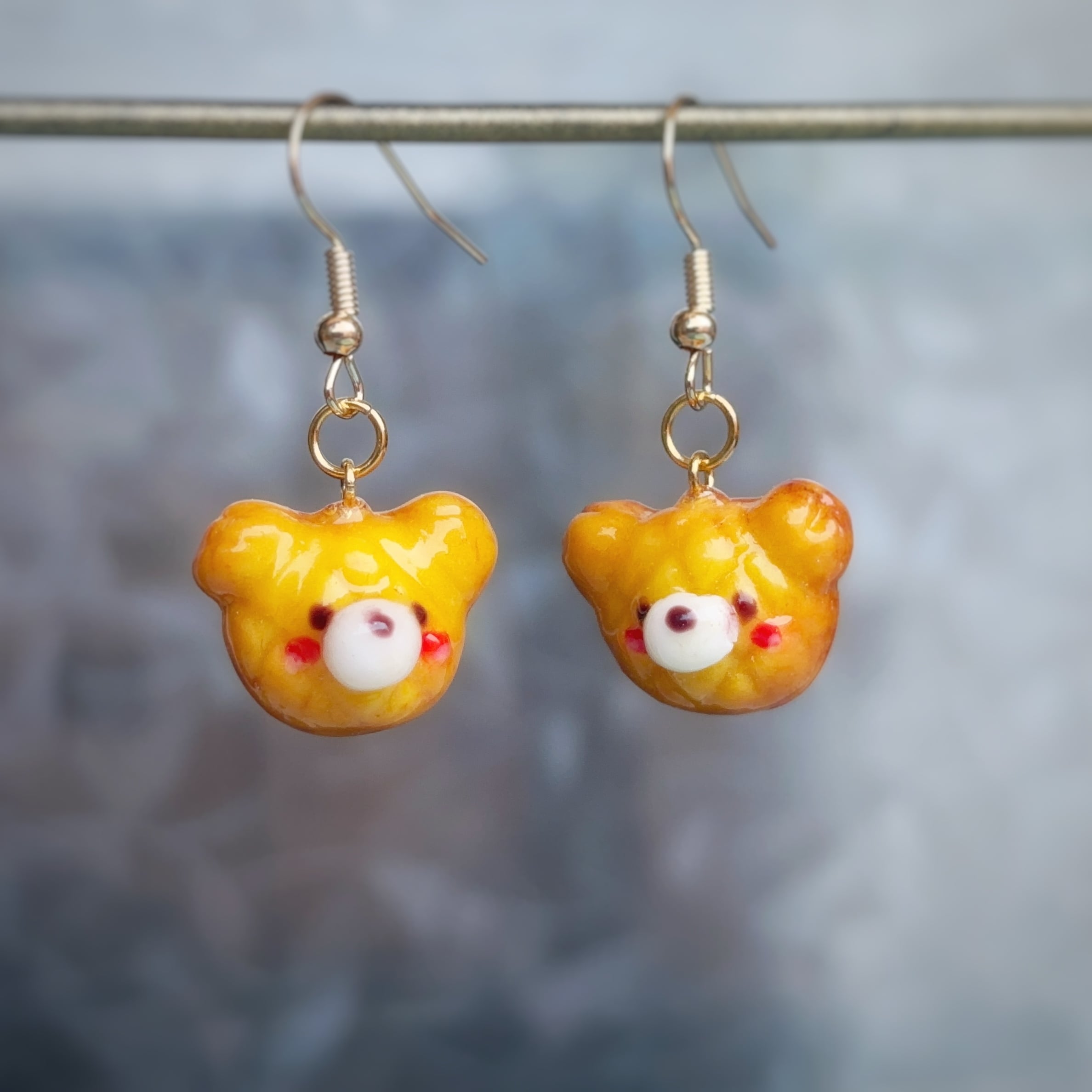 新作✨即日発送 【焼きたて】メロンパン くまちゃん ピアス イヤリング