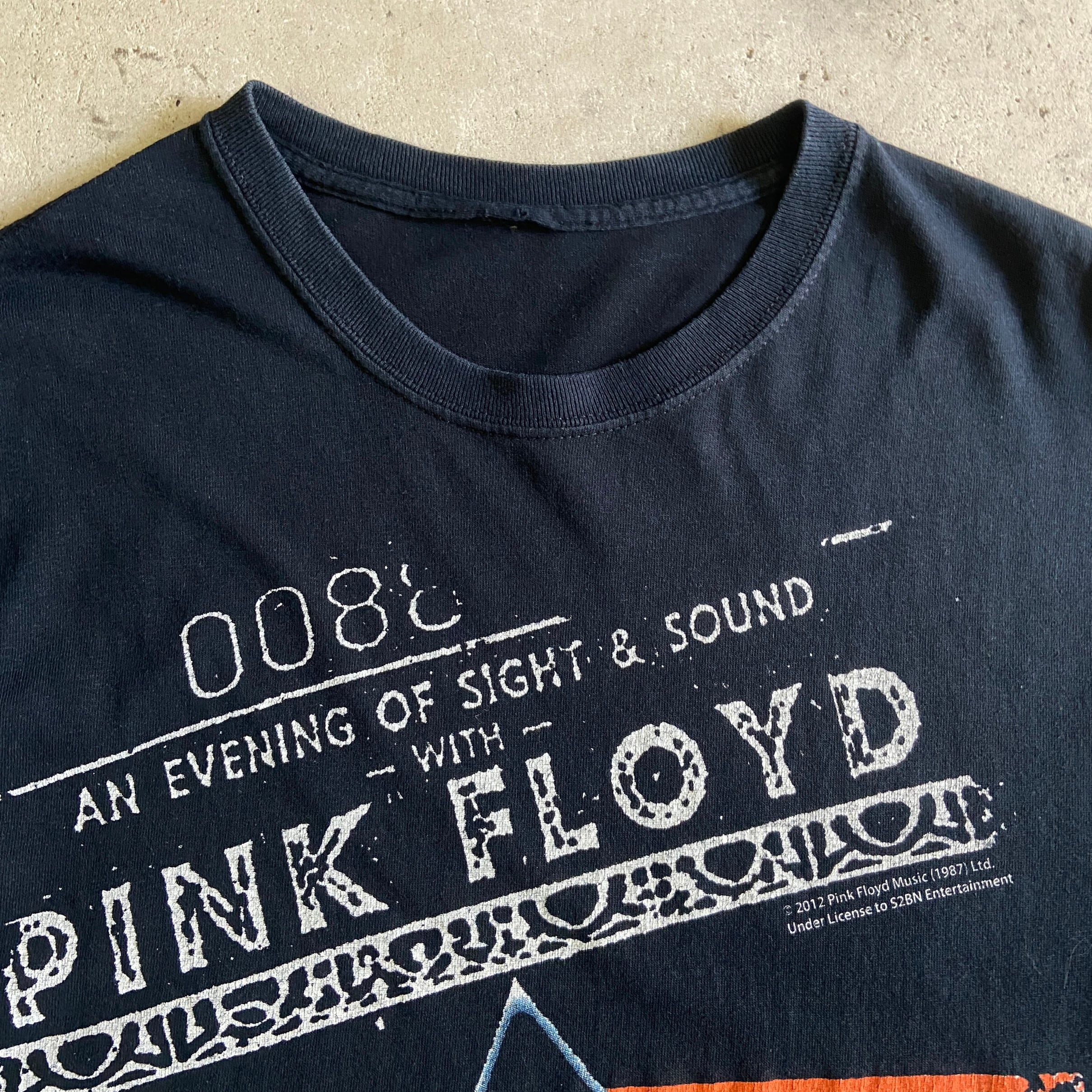 PINK FLOYD ピンクフロイド バンドTシャツ メンズL相当 古着 ブラック