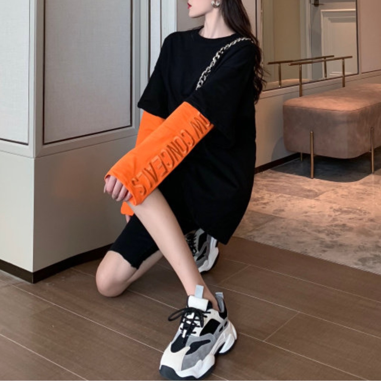 Black T-shirt layered top (ME373)