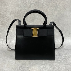 Salvatore Ferragamo フェラガモ ヴァラ 2WAYバッグ レザー ブラック 6171-202202