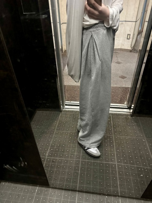 【attrayant】Side Tuck Sweat Pants