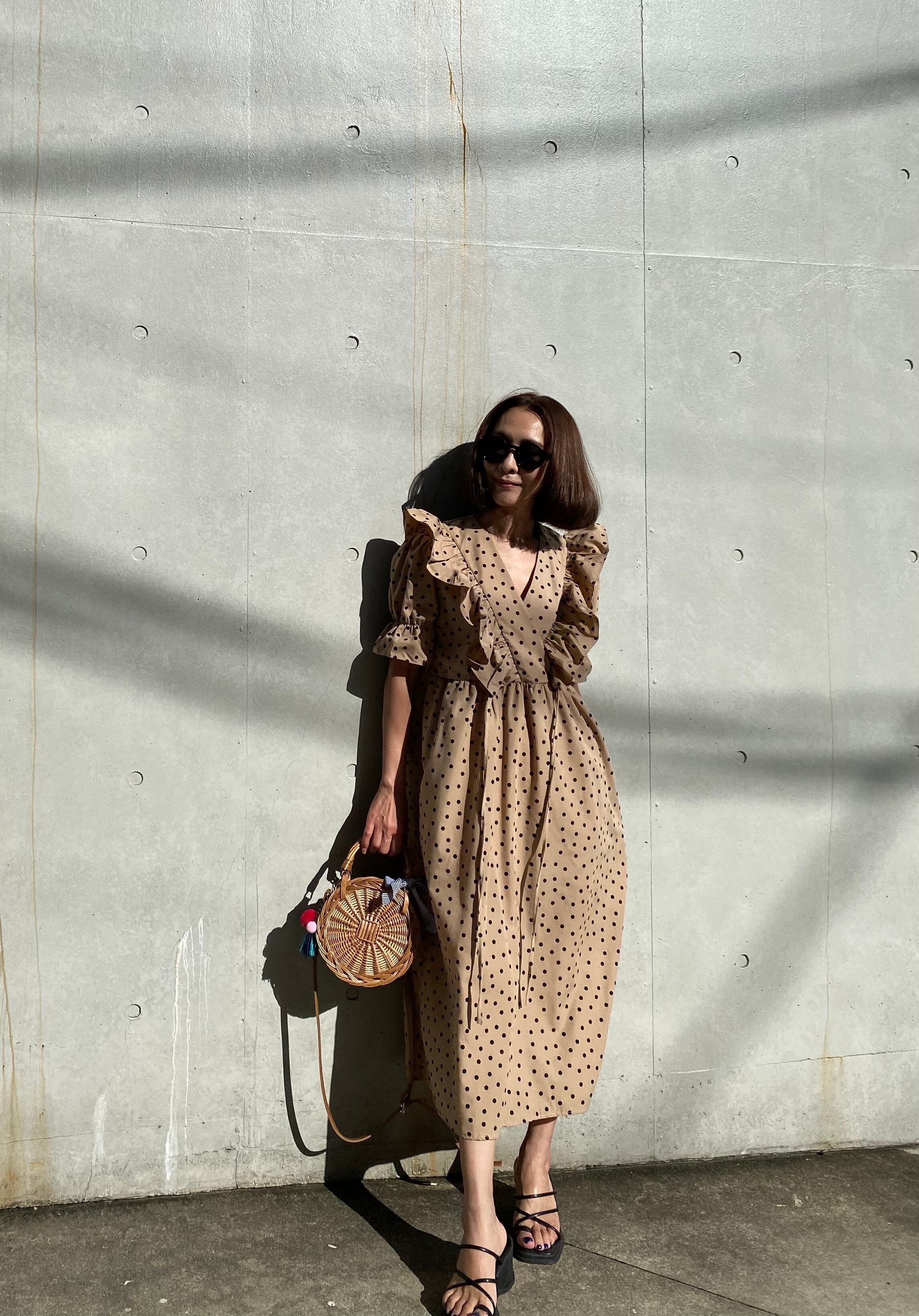 フリルドットワンピース (ベージュ) | セレクトショップベリンダ