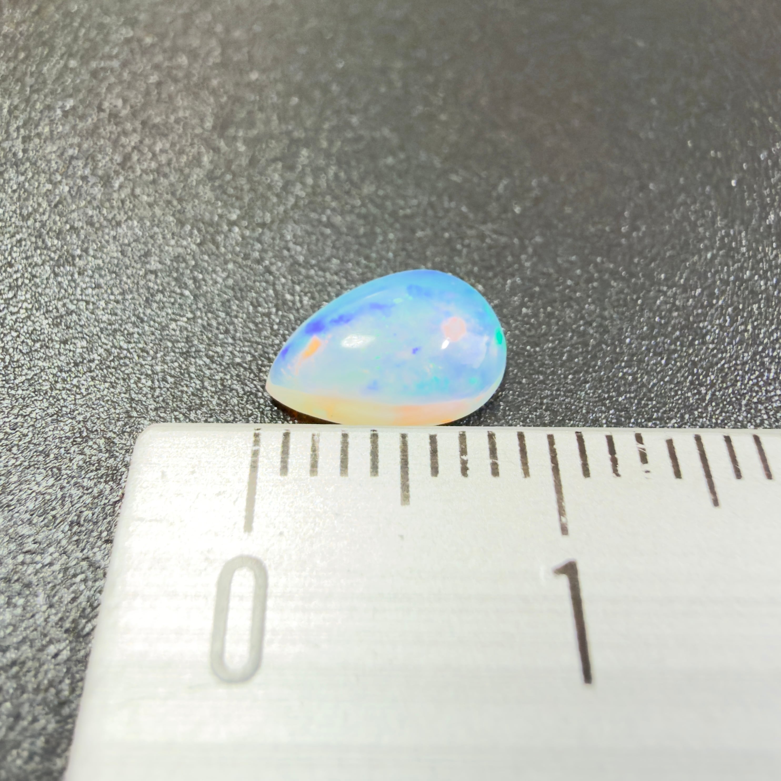 オパール】 ルース エチオピア産 0.87ct | たからいしルース