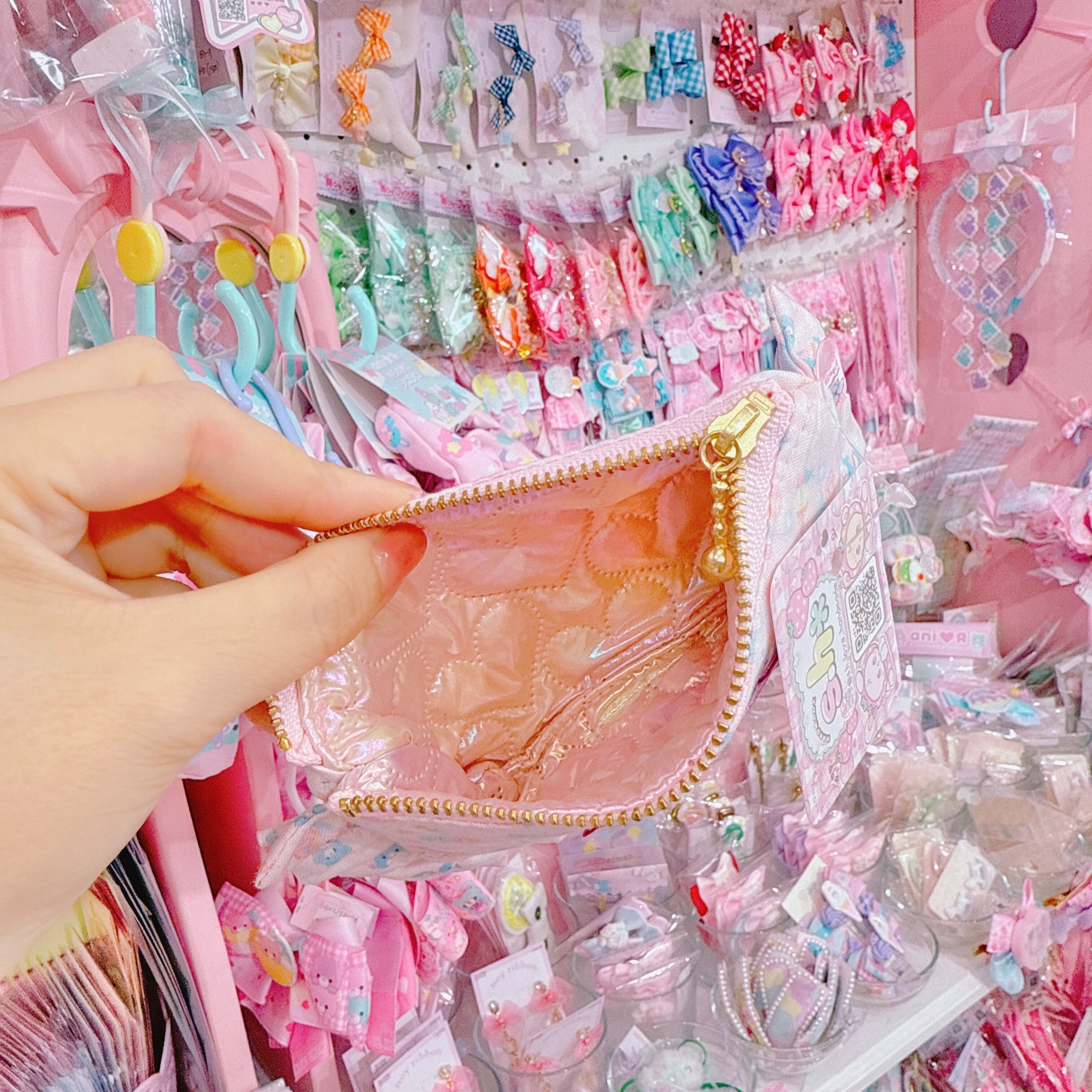 【N9】17-23フリルミニポーチ