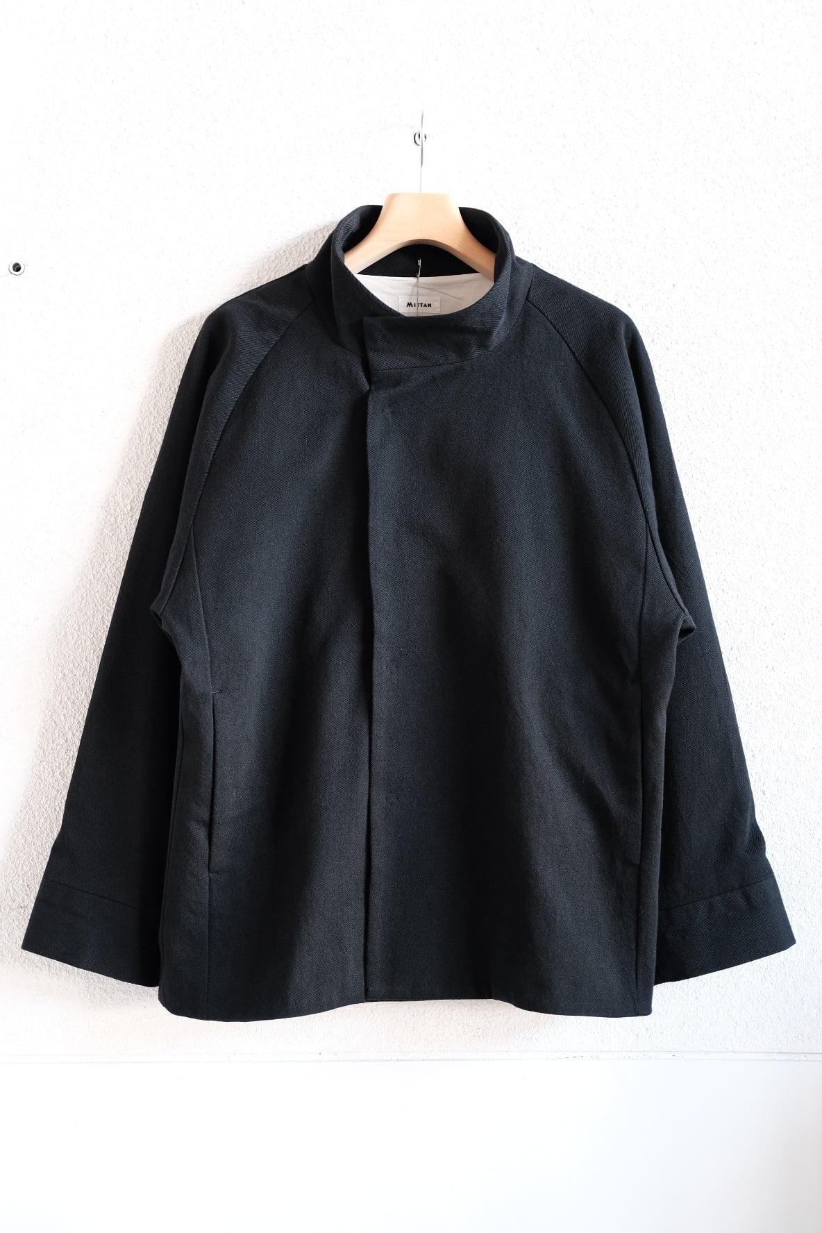 MITTAN＜ミッタン＞NMウールOCツイルジャケット | Inhigh