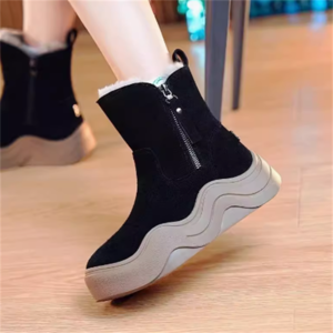 【送料無料】 シューズ 靴 ブーツ 2色 ムートン ショート 厚底 丸トゥ ごつごつ バイカラー 編み上げ 装飾 パール 裏起毛 ふわふわ ボア 厚手 可愛い 大人可愛い きれいめ シンプル カジュアル シック コンサバ 華やか 大人 上品 おしゃれ お洒落 こなれ感 高見え 高級感 ガーリー フェミン 無地 冬 雪 防寒 10代 20代 30代 40代 レディース 女性用 デート お出かけ 女子会 お呼ばれ 休日 お茶会 授業参観 デイリーユース 普段使い オルチャン 韓国系 ファッション