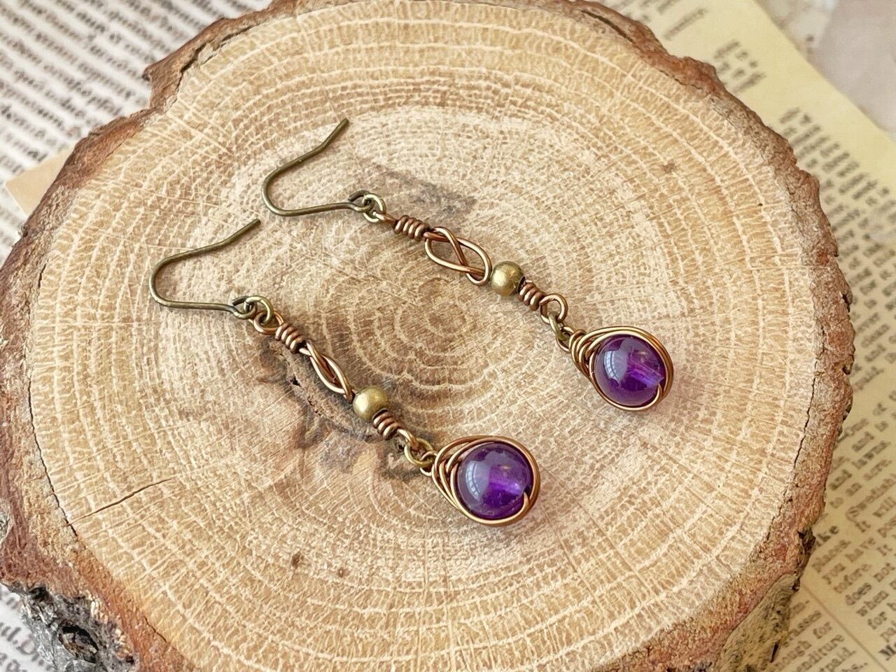 アイオライトのケルト十字架ピアス | 天然石ワイヤーアクセサリー専門