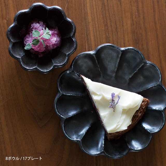 81186 【リンカ(KIKKA)黒練】17プレート