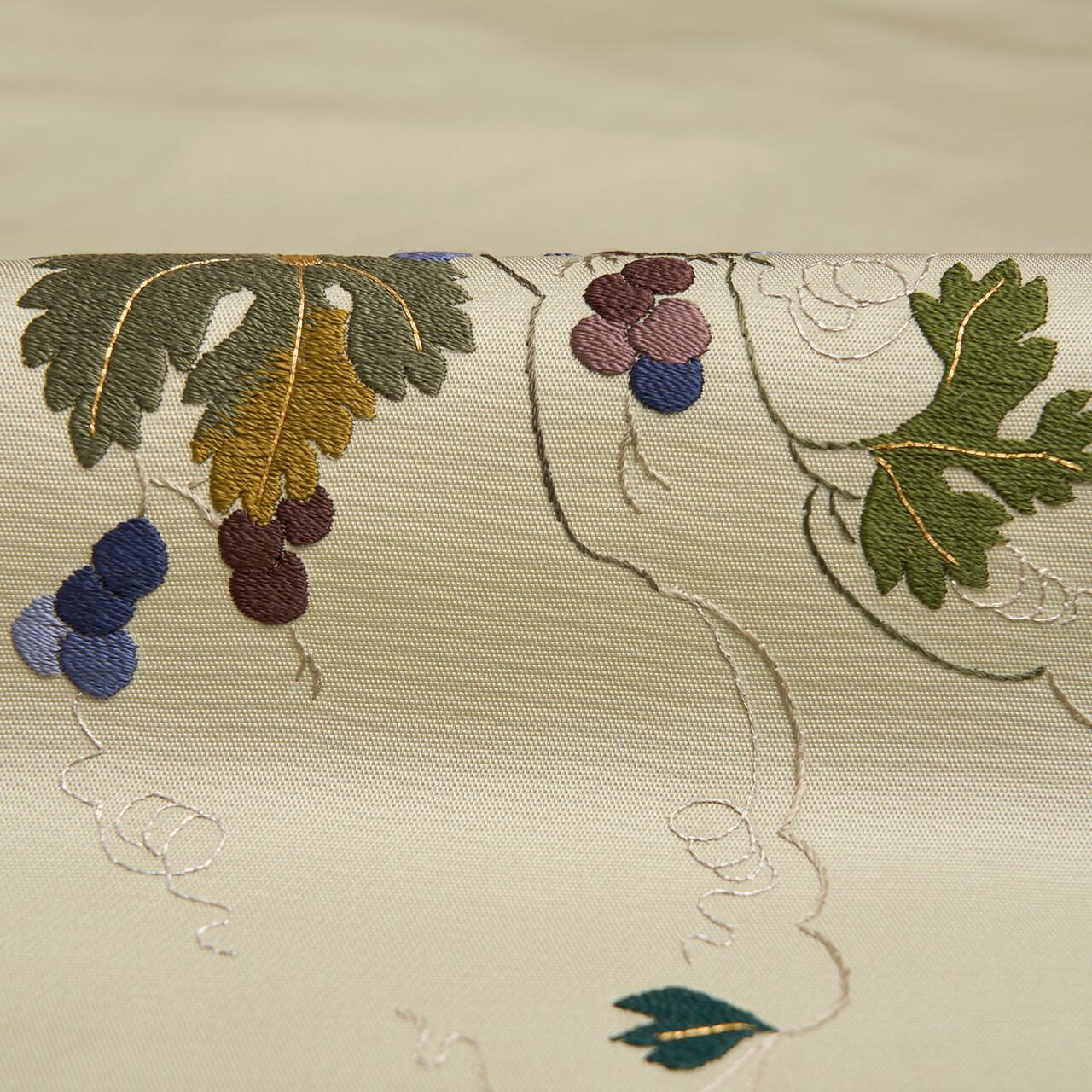 葡萄蔓模様 手刺繍名古屋帯【中古】 | かわの屋