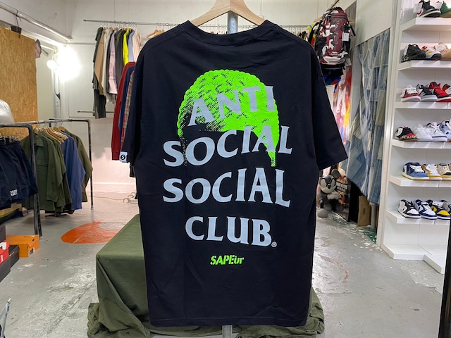 SAPEur × ANTI SOCIAL COSIAL CLUB SS TEE GREEN/BLACK LARGE 49857