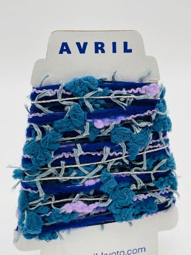 集めたくなる♬楽しい♬可愛い♡『ちょこっと巻きのファンシー糸』AVRILペラコーン296