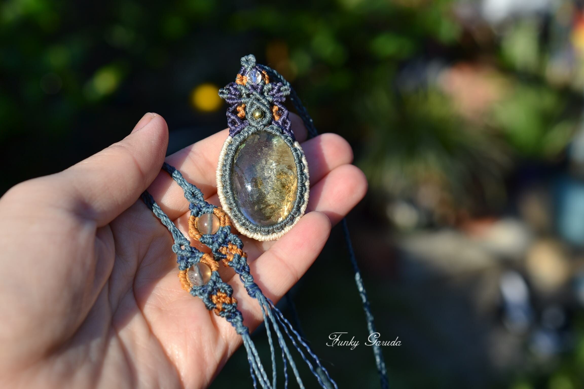 新緑の神秘★ガーデンクォーツ マクラメペンダント