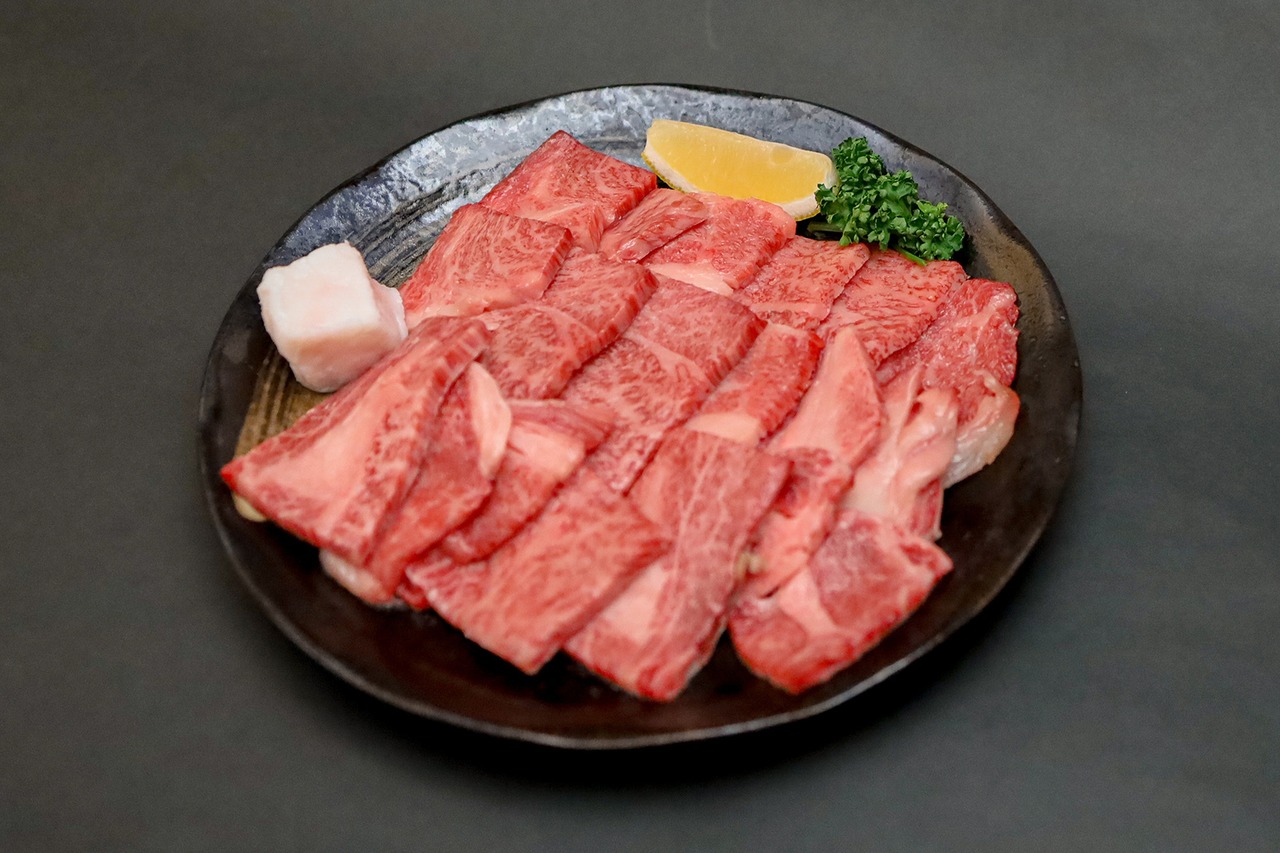 【鳥取いなば万葉牛】- 焼肉用カルビセット - 1kg　※味噌タレ付き