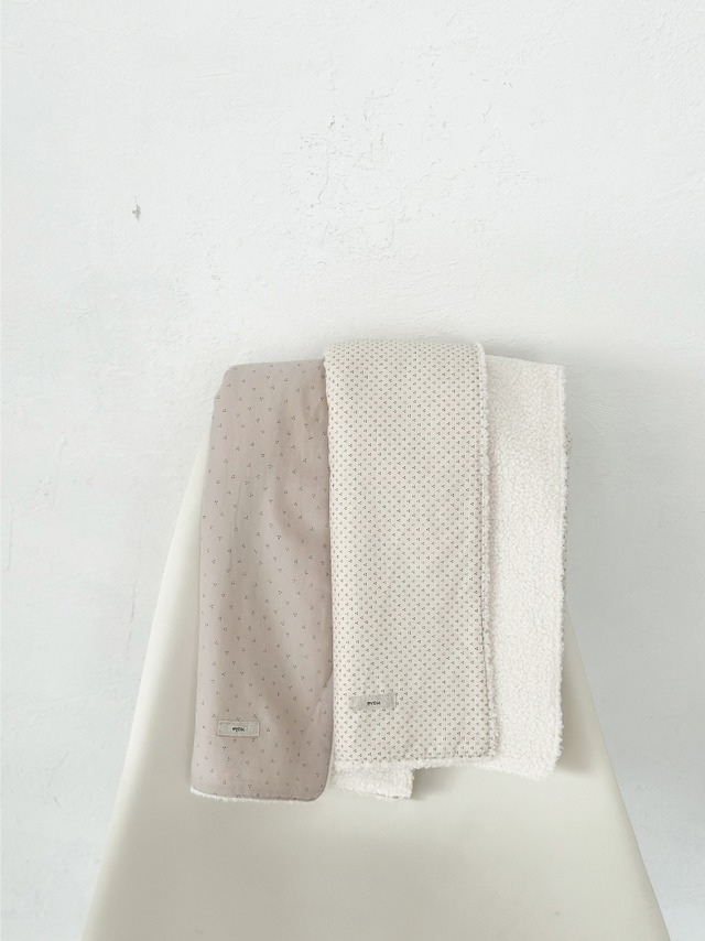 〈即納アイテム〉EYOU  ブランケット / ポグニーブランケット ホワイトドット