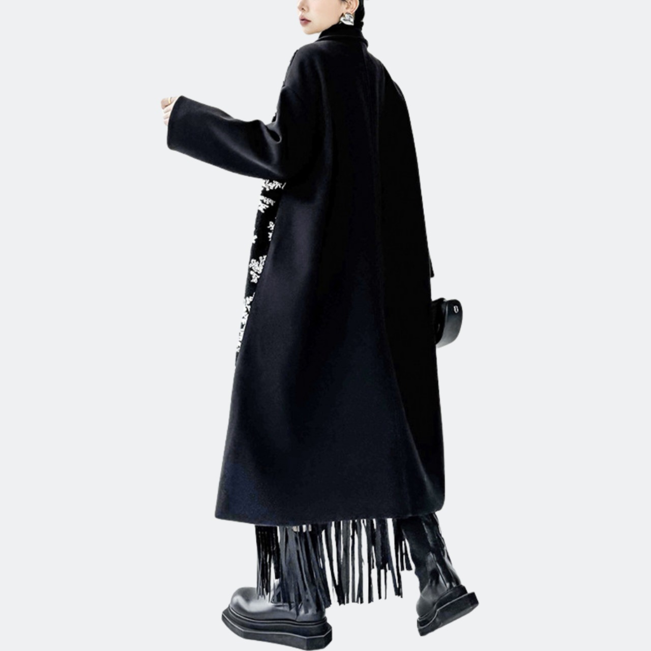 Embroidered patchwork wool coat (ME178)