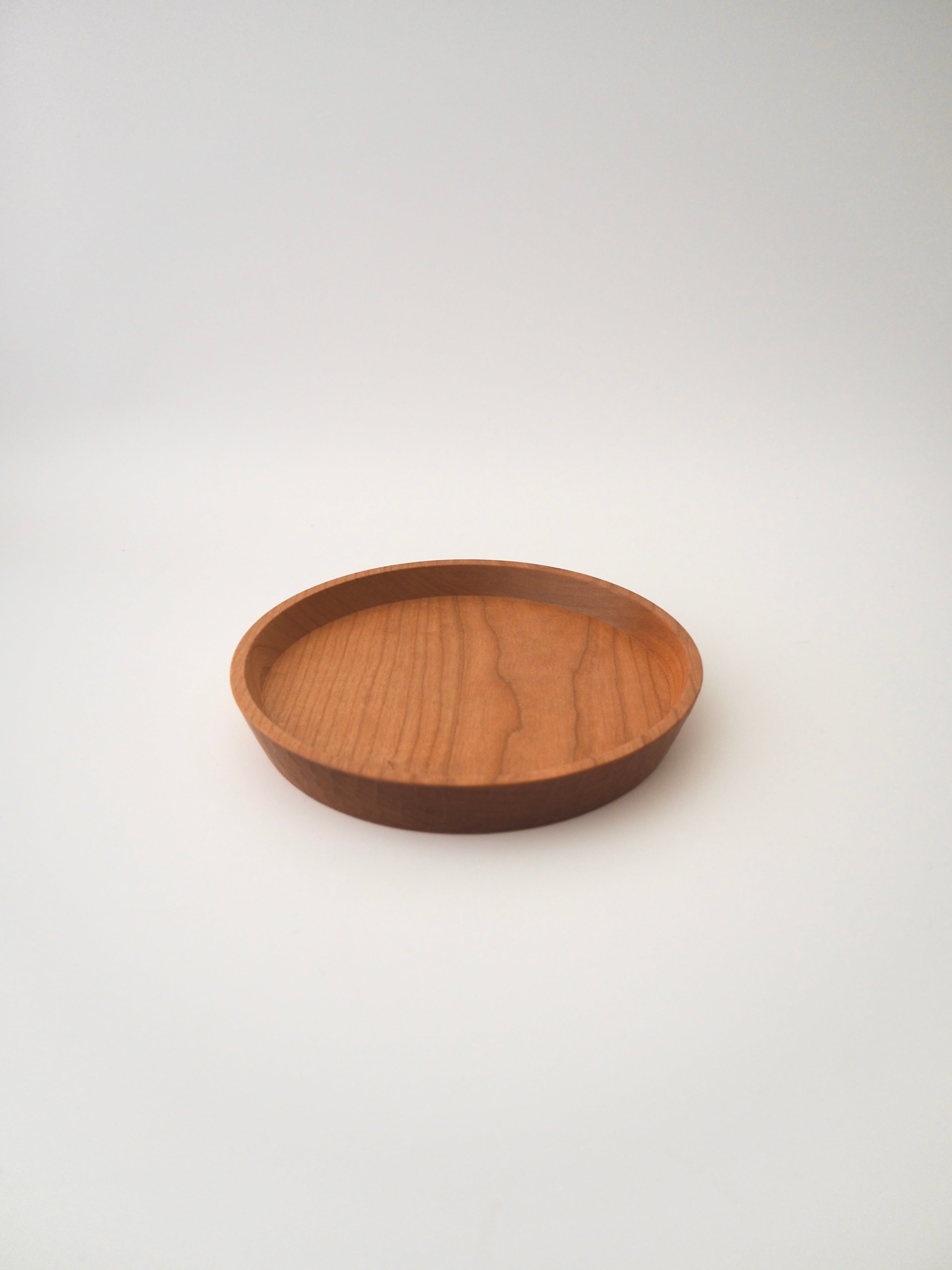 丸盆 27cm クルミ / ki-to-te 前田充 | 日用生活雑貨 小春商店
